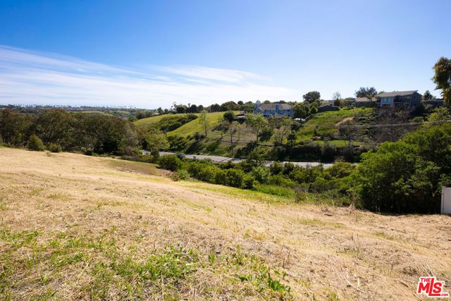 5942 Busch Drive, Malibu, CA 90265
