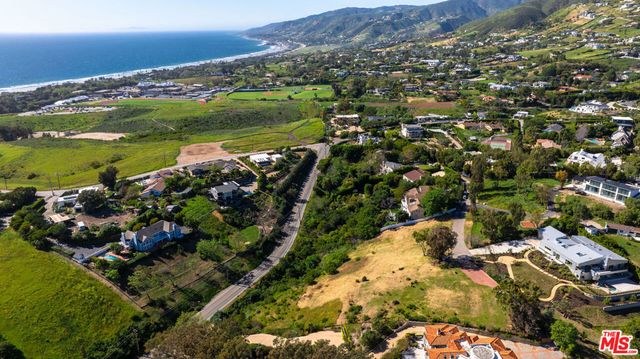 5942 Busch Drive, Malibu, CA 90265