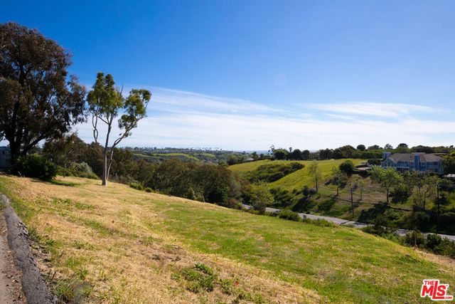 5942 Busch Drive, Malibu, CA 90265