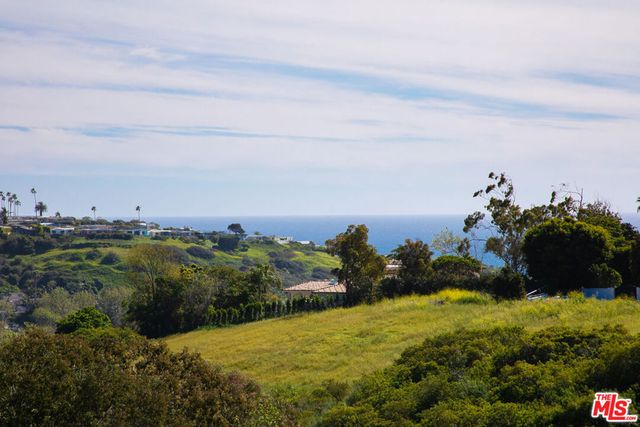 5942 Busch Drive, Malibu, CA 90265