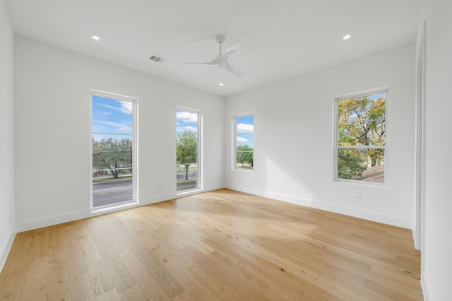 3739 Royal Lane, Dallas, TX 75229