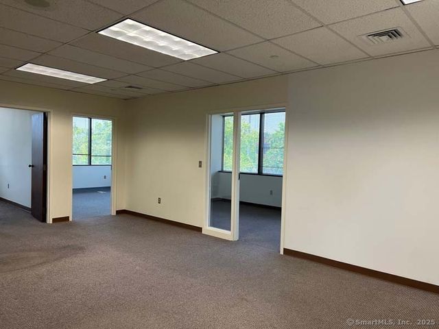 5 Shaw's Cove, New London, CT 06320