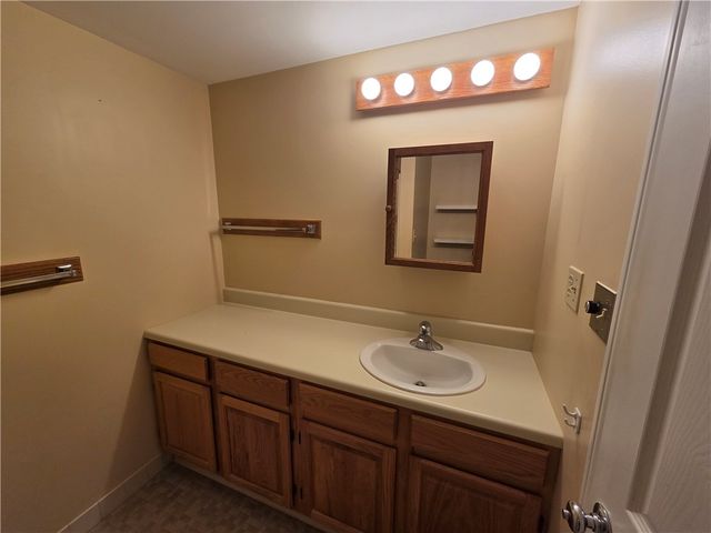 1800 Douglas Avenue 327, North Providence, RI 02904