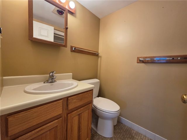 1800 Douglas Avenue 327, North Providence, RI 02904