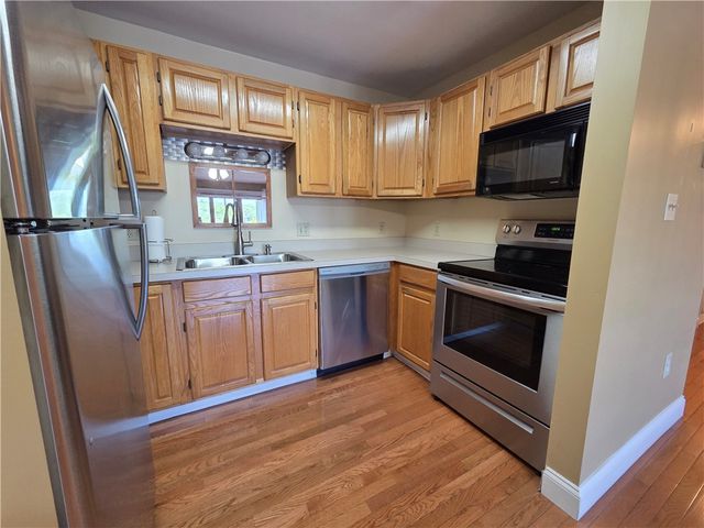 1800 Douglas Avenue 327, North Providence, RI 02904