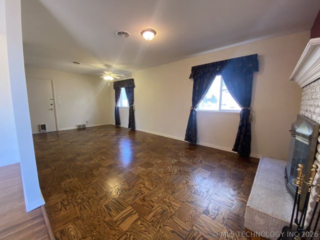 5363 E 28th Street, Tulsa, OK 74114