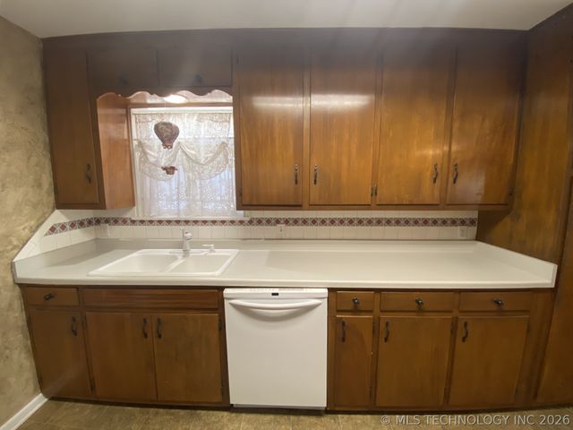 5363 E 28th Street, Tulsa, OK 74114