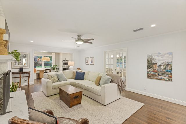 4241 Bilglade Road, Fort Worth, TX 76109
