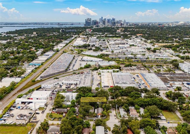 7521 NE 3rd Court, Miami, FL 33138