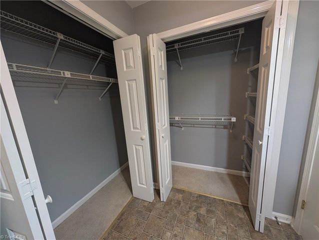 2808 Shadowbrook Lane, Winston-salem, NC 27103