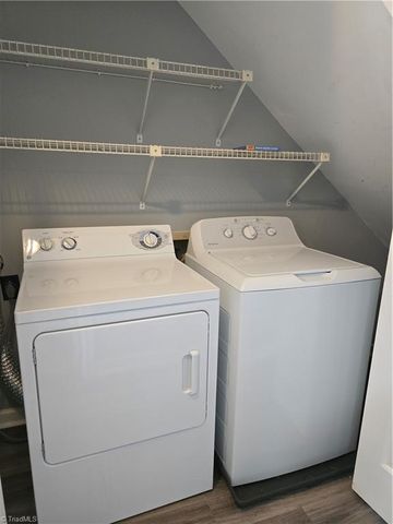 2808 Shadowbrook Lane, Winston-salem, NC 27103