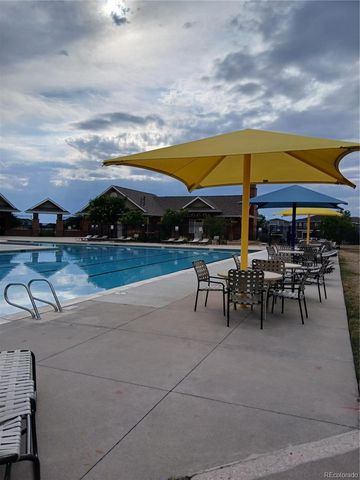 186 N Coolidge Way, Aurora, CO 80018