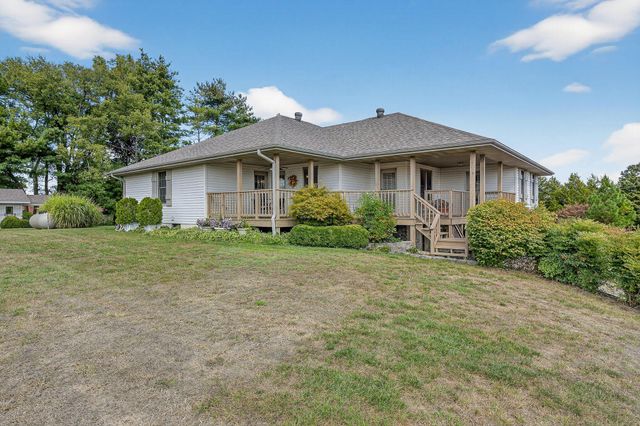 987 Cleveland Road, Houston, MO 65483