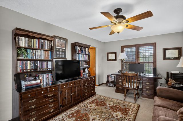 987 Cleveland Road, Houston, MO 65483