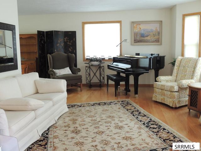1265 Tipperary Court, Idaho Falls, ID 83404