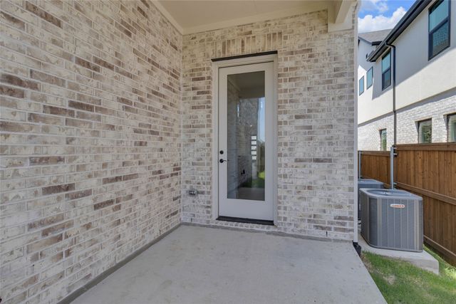 15521 Swallowtail Street, Frisco, TX 75035