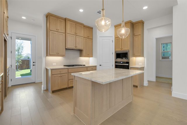 15521 Swallowtail Street, Frisco, TX 75035