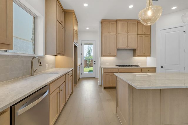 15521 Swallowtail Street, Frisco, TX 75035