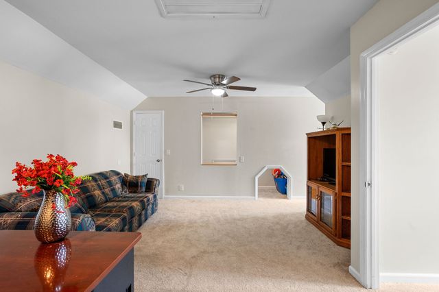 2222 Delay Dr, Lascassas, TN 37085
