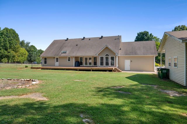 2222 Delay Dr, Lascassas, TN 37085