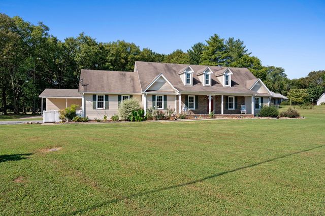 2222 Delay Dr, Lascassas, TN 37085