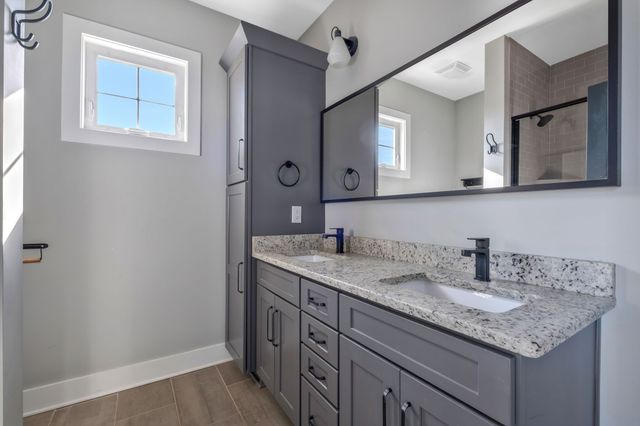 1914 Owen St, Nashville, TN 37208