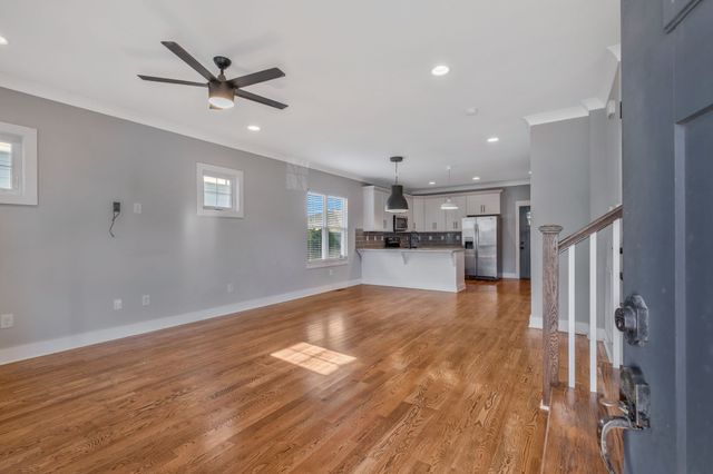 1914 Owen St, Nashville, TN 37208