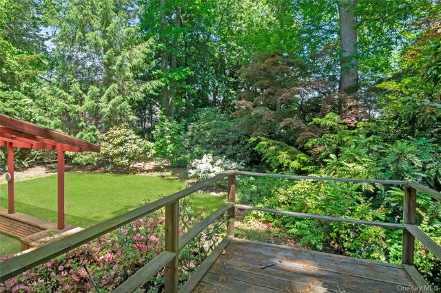 3 Shaw Lane, Hartsdale, NY 10530