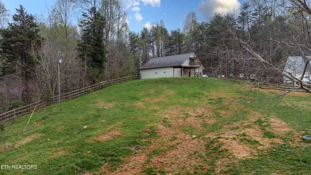 489 Hickory Grove Rd, Madisonville, TN 37354