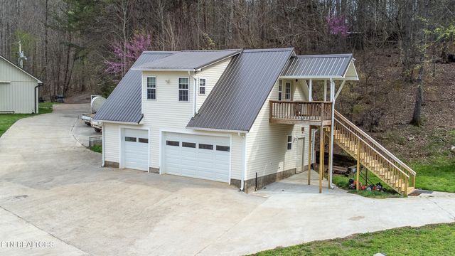 489 Hickory Grove Rd, Madisonville, TN 37354