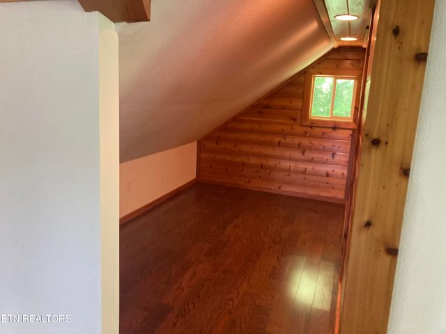 489 Hickory Grove Rd, Madisonville, TN 37354