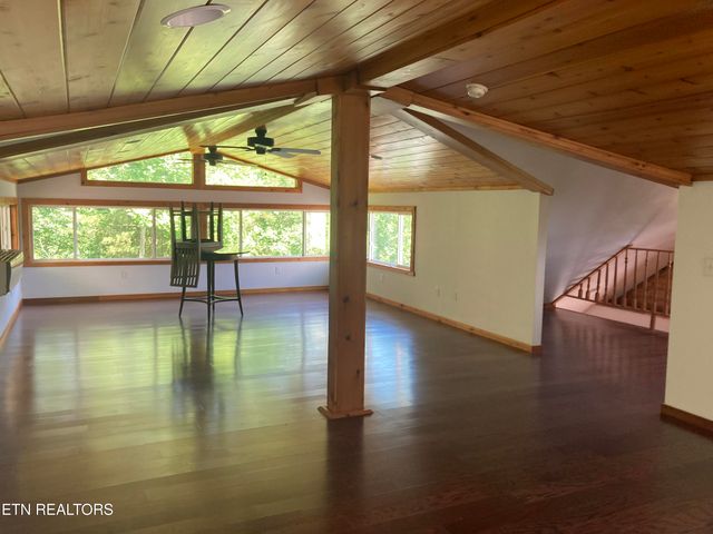 489 Hickory Grove Rd, Madisonville, TN 37354