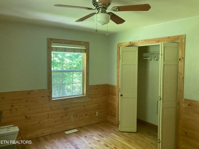 489 Hickory Grove Rd, Madisonville, TN 37354