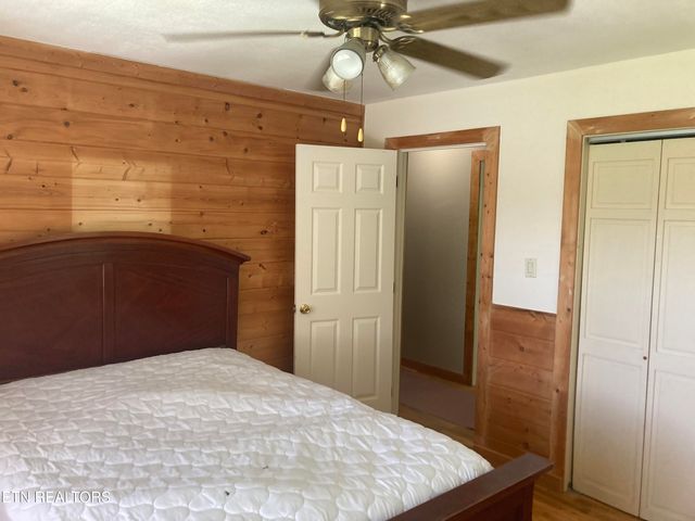 489 Hickory Grove Rd, Madisonville, TN 37354