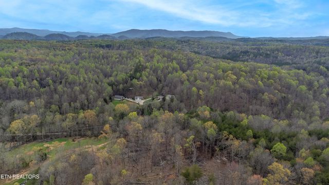 489 Hickory Grove Rd, Madisonville, TN 37354
