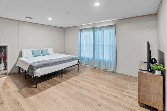 10616 Mustang Drive, Godley, TX 76044