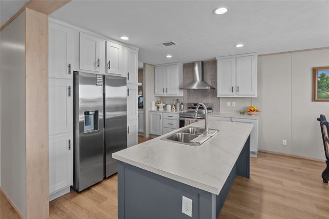 10616 Mustang Drive, Godley, TX 76044