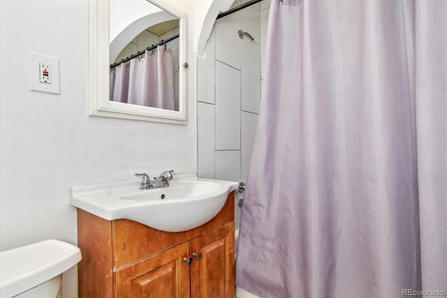 4863 Lincoln Street, Denver, CO 80216