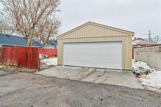 4863 Lincoln Street, Denver, CO 80216