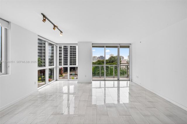 500 Brickell Avenue 501, Miami, FL 33131
