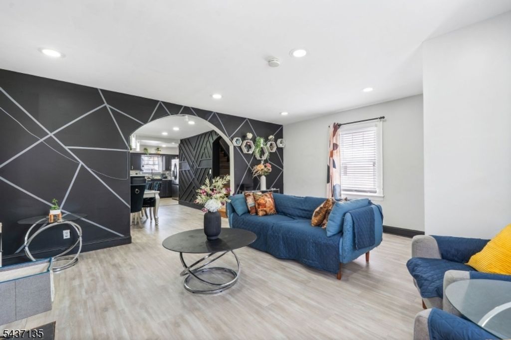155 Ivy St, Newark City, NJ 07106