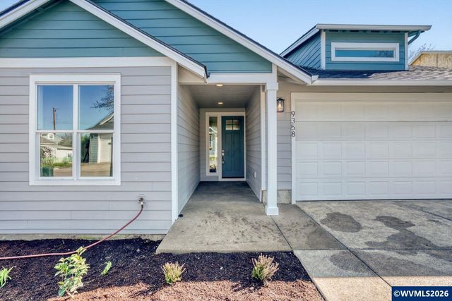 9358 Glory Ct NE, Salem, OR 97305