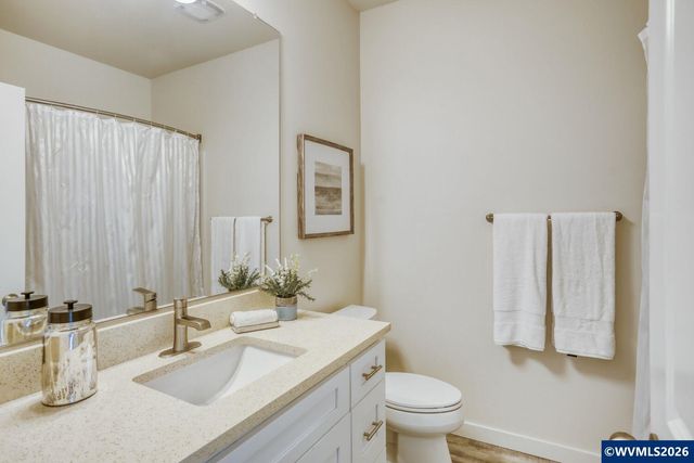 9358 Glory Ct NE, Salem, OR 97305
