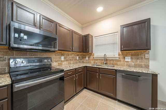 9227 FOXGROVE WAY, San Antonio, TX 78251