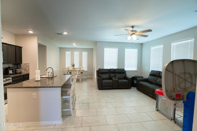 1677 ASBURY Street, El Paso, TX 79928