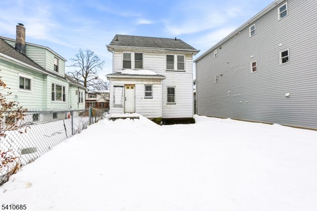 338 E 19Th St, Paterson City, NJ 07524