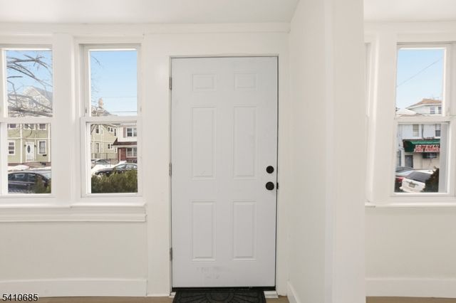 338 E 19Th St, Paterson City, NJ 07524