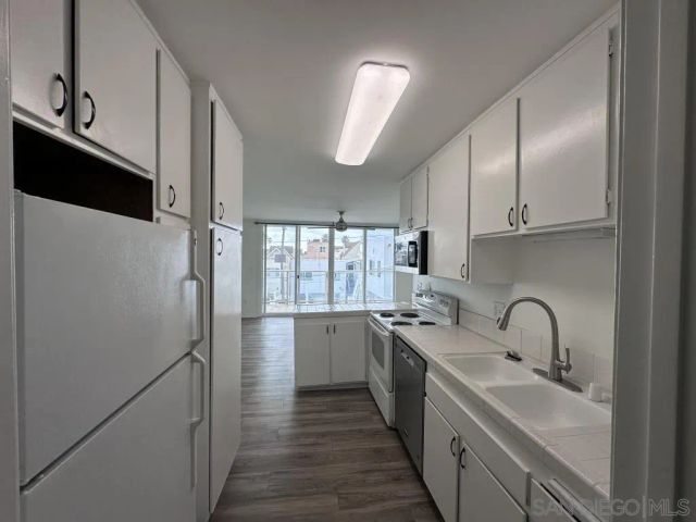 725 Redondo Ct 22, San Diego, CA 92109