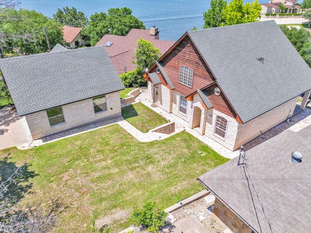 6107 Grande Cove Court, Granbury, TX 76049