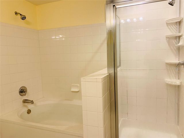1980 ERVING CIRCLE 107, Ocoee, FL 34761